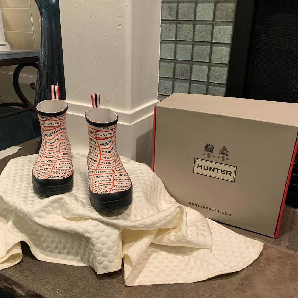 Hunter Logo Boots